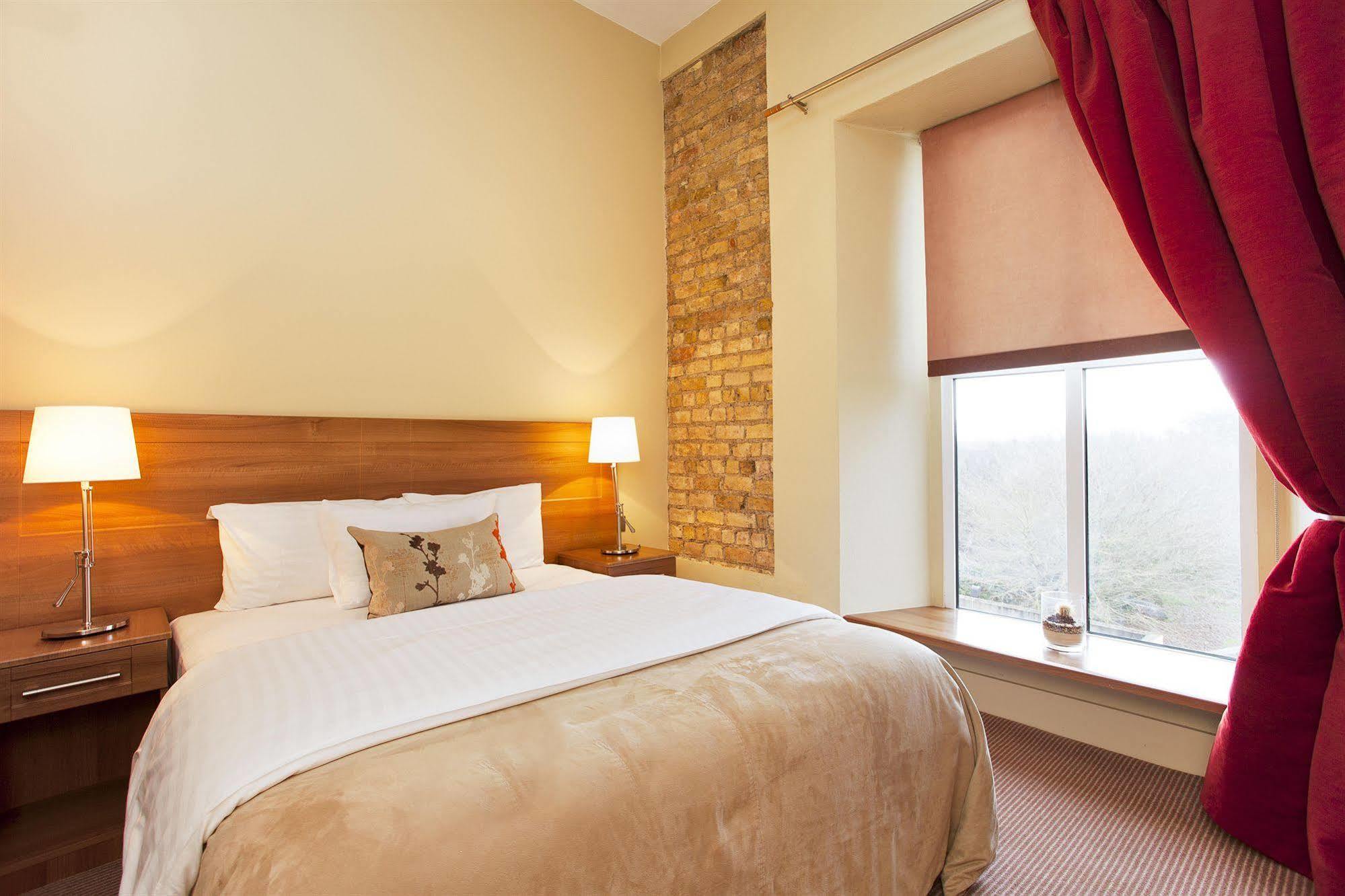 Becketts Hotel Лейкслип Екстериор снимка